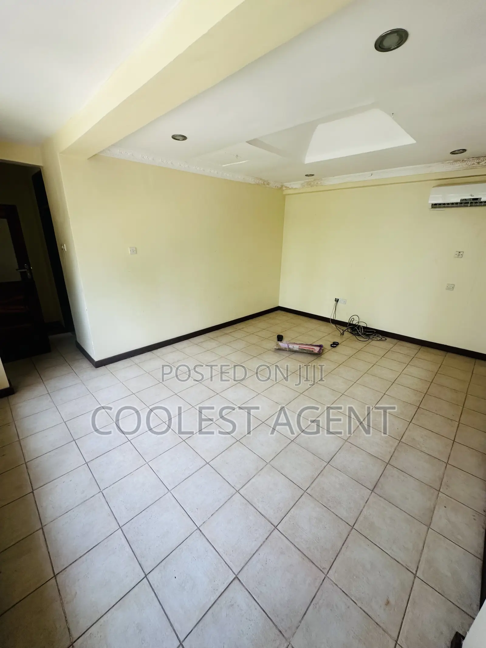 5bdrm Duplex in Mbezibeach, Kinondoni for rent