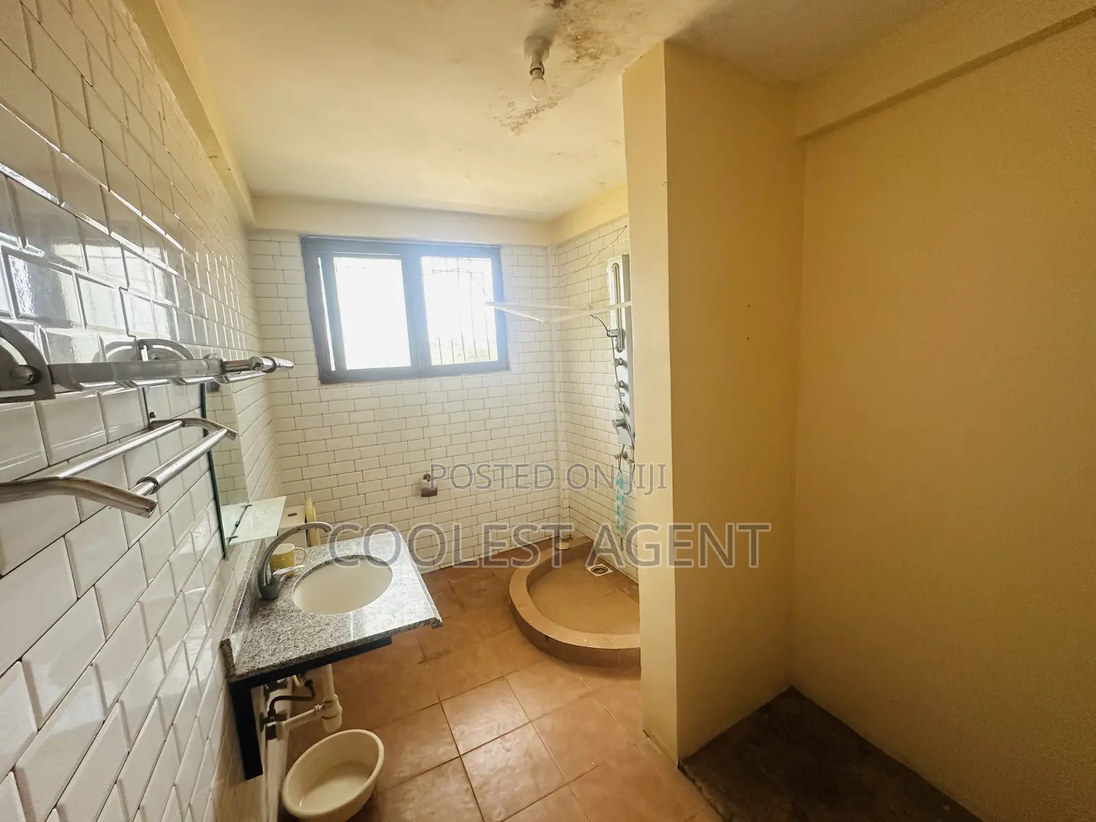 5bdrm Duplex in Mbezibeach, Kinondoni for rent