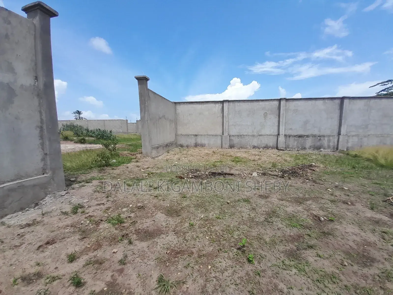 Kiwanja Kinauzwa Kigamboni Kisota