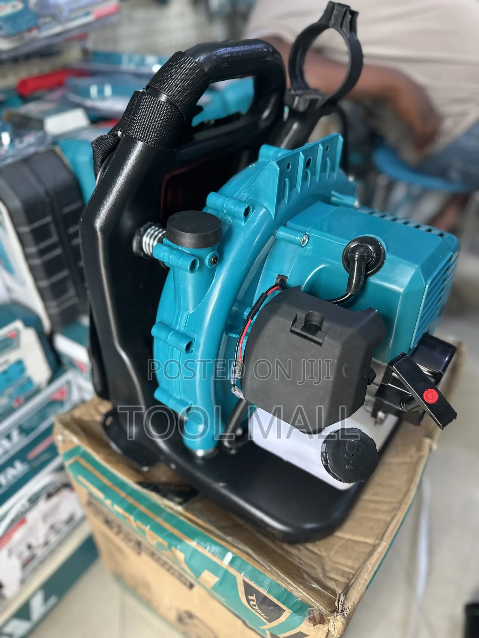 Total Gasoline Blower TB543201