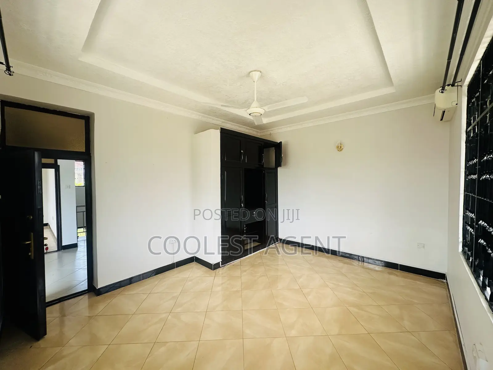 4bdrm Bungalow in Mbezibeach, Kinondoni for rent