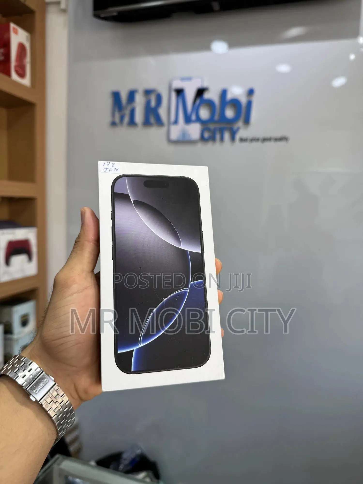 New Apple iPhone 16 Pro 128 GB Black