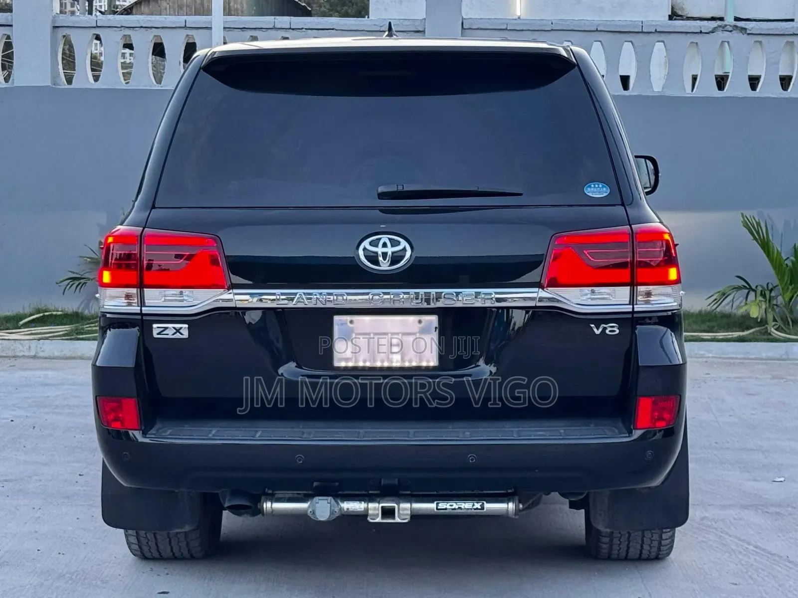 Toyota Land Cruiser 4.6 V8 ZX 2017 Black