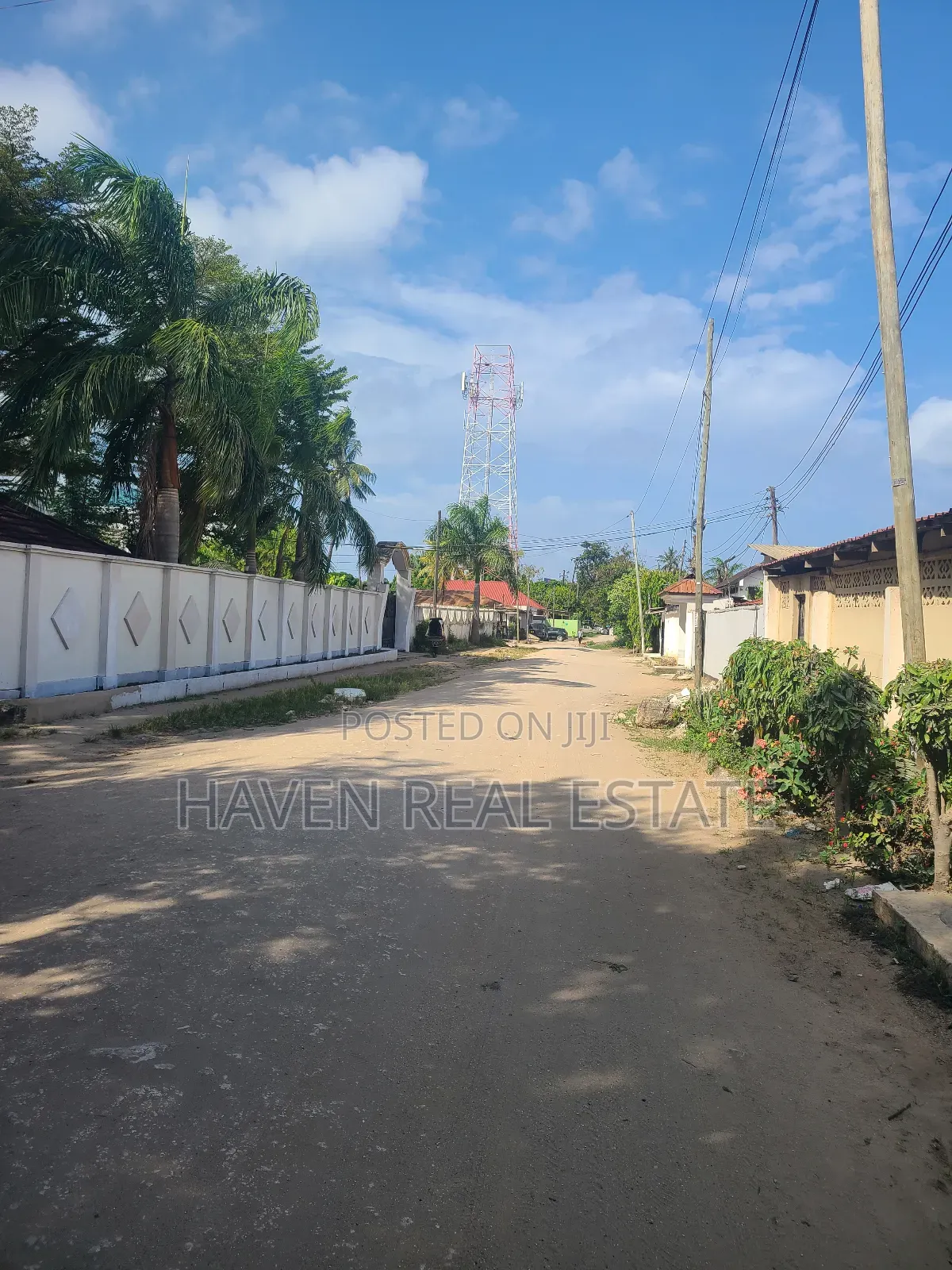 11bdrm House in Ada Estate for sale