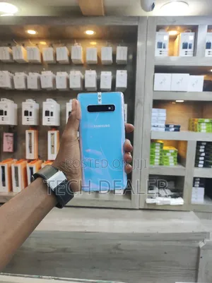 Samsung Galaxy S10 128 GB Blue