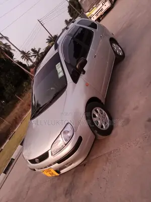 Toyota Corolla Spacio 2000 Silver