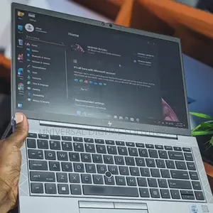 Laptop HP ZBook Firefly 14 G7 16GB Intel Core i7 SSD 512GB