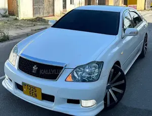 Toyota Crown 2006 White