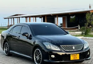 Toyota Crown 2009 Black