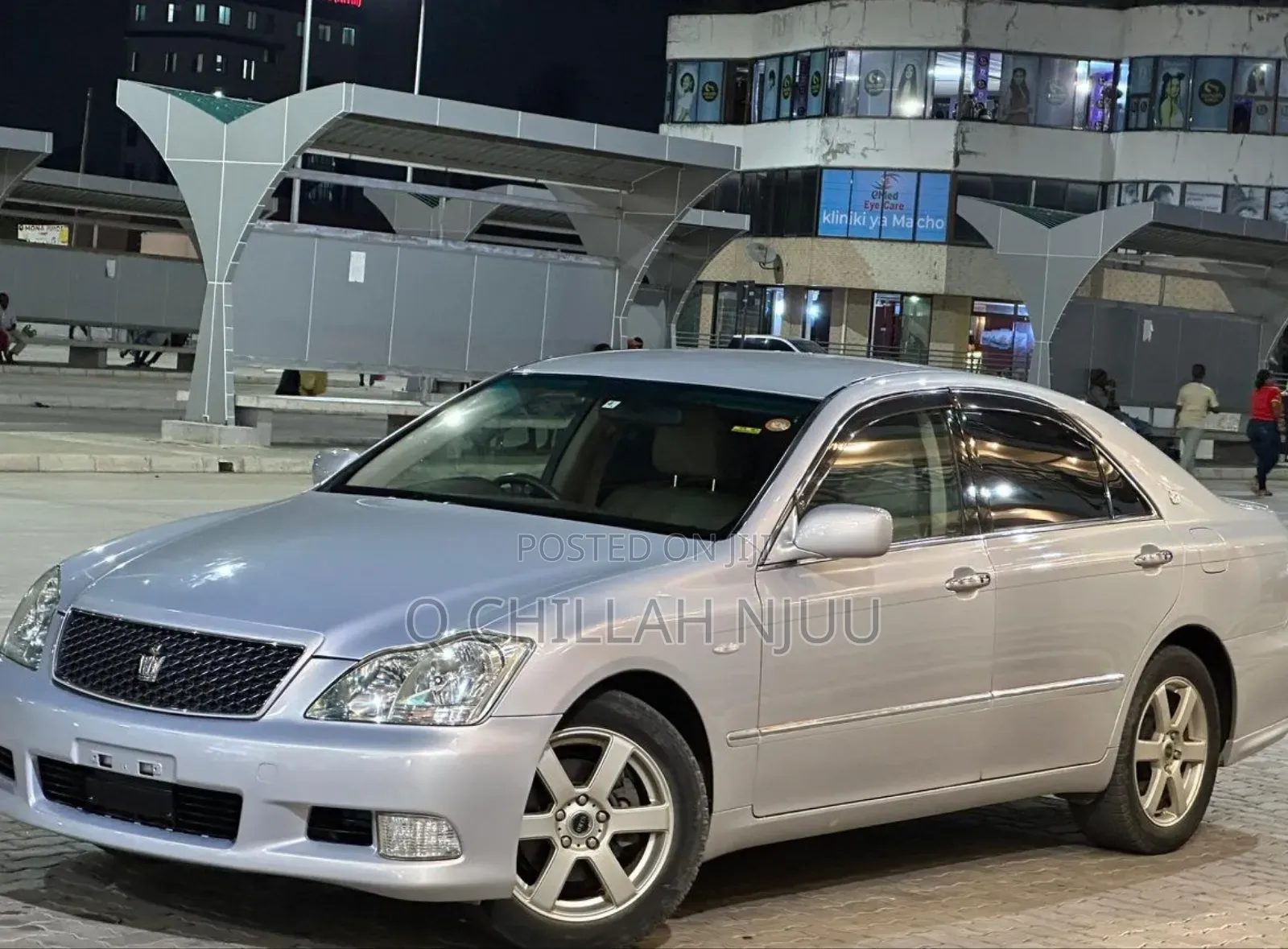 Toyota Crown 2006 Silver