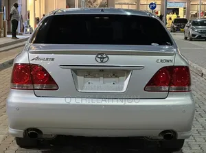 Toyota Crown 2006 Silver