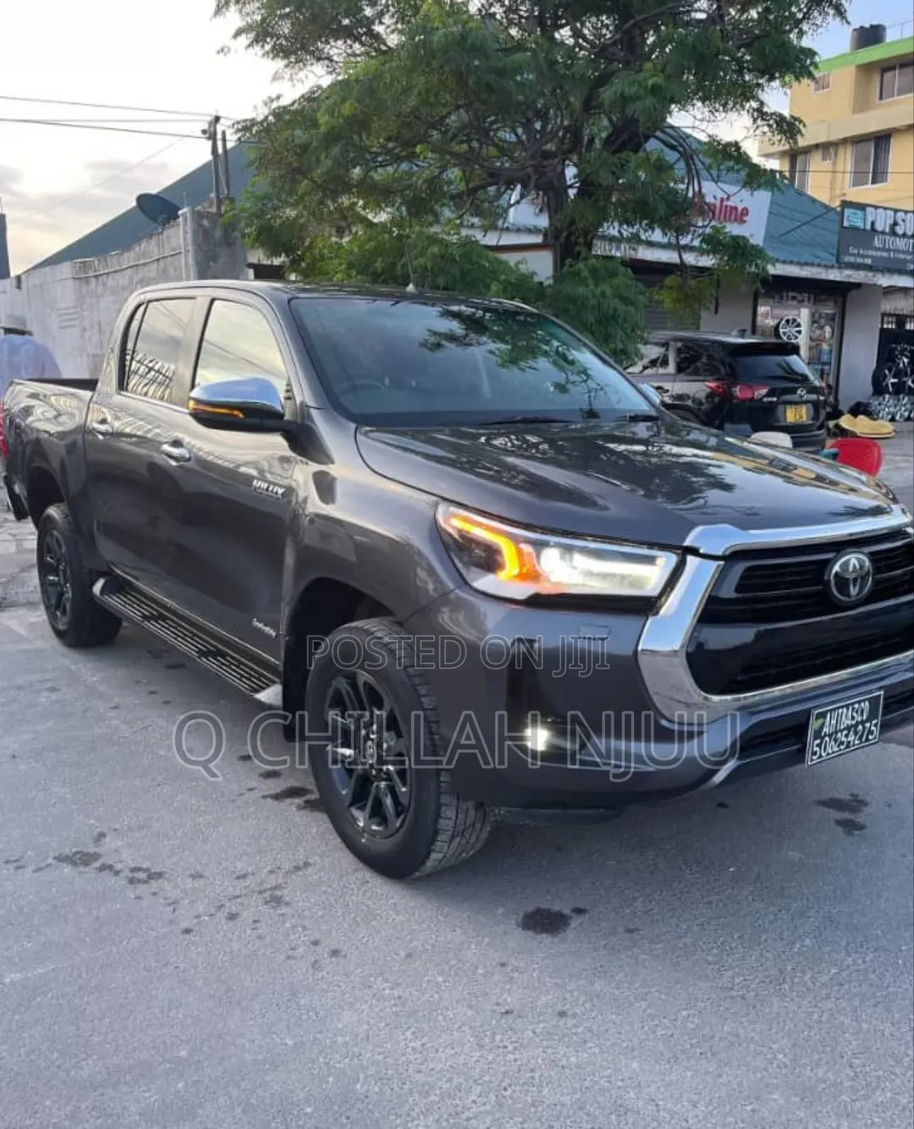 Toyota Hilux 2021 Gray