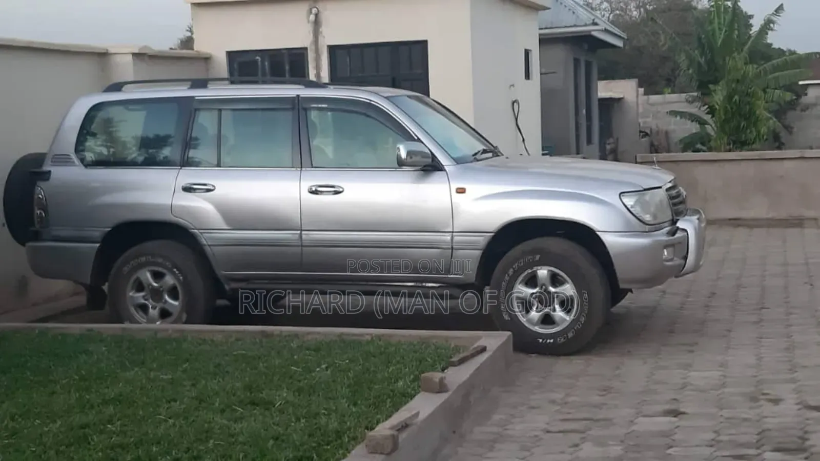Toyota Land Cruiser 90 1997 Silver