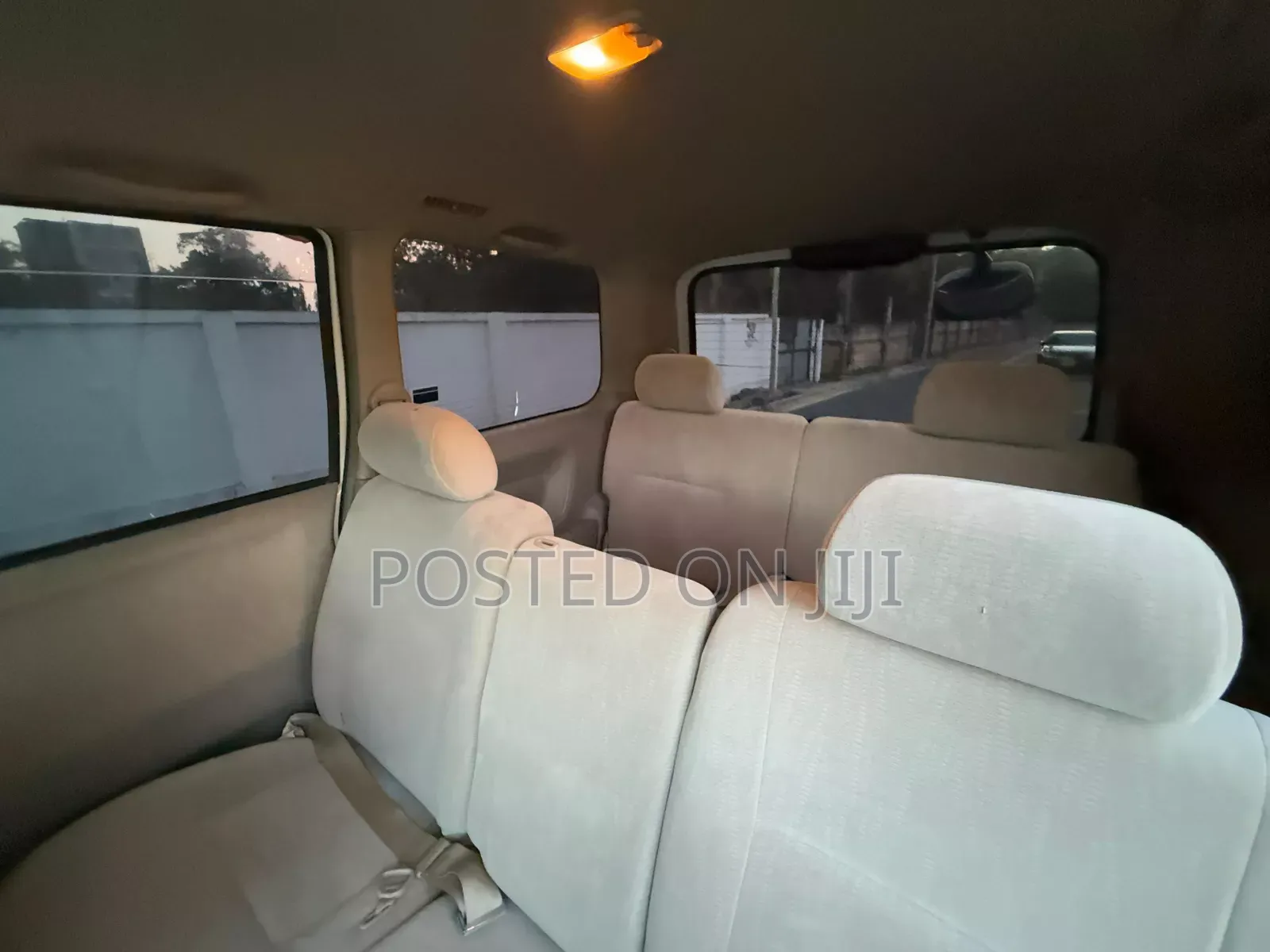 Toyota Noah 2002 White