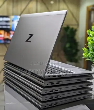 Laptop HP ZBook Firefly 14 G7 16GB Intel Core I7 SSD 512GB