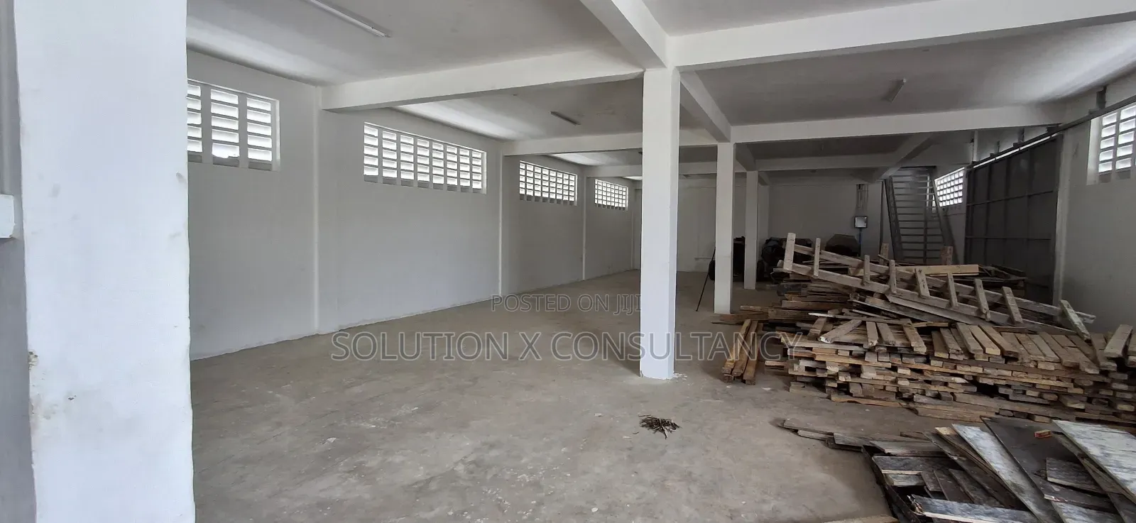 Warehouse for Rent at Tazara