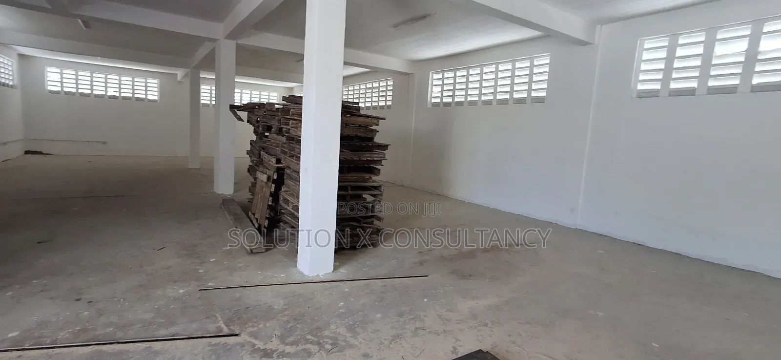Warehouse for Rent at Tazara
