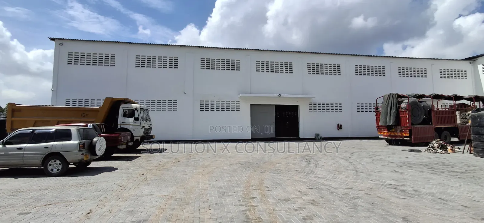 Warehouse for Rent at Tazara
