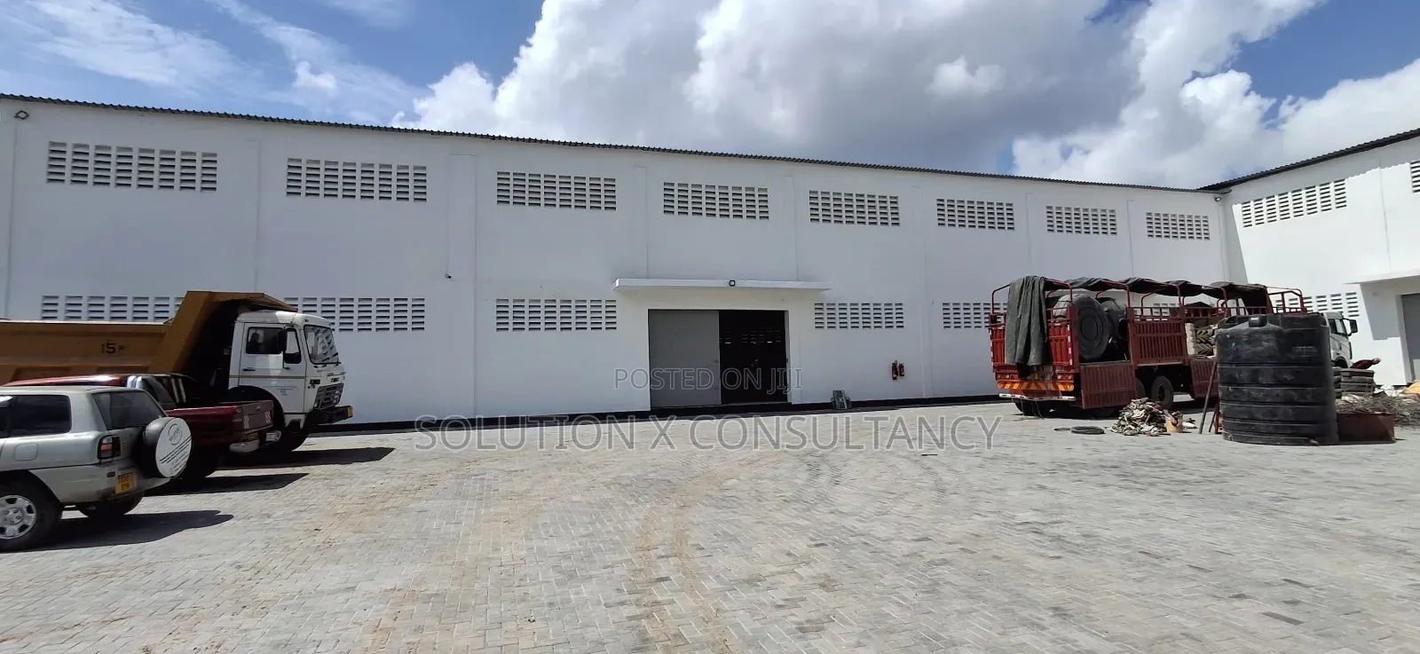Warehouse for Rent at Tazara