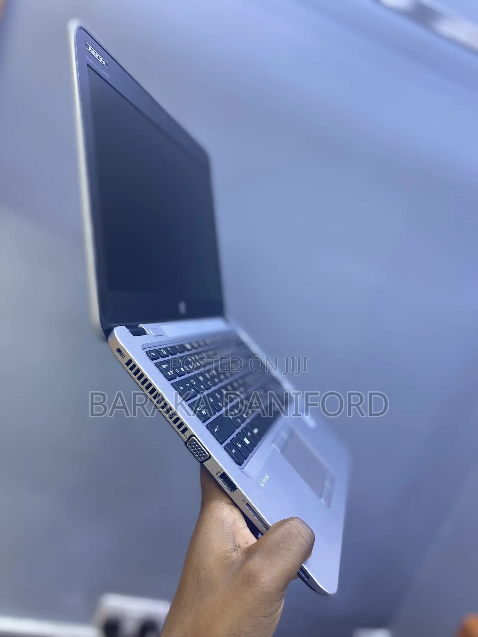 Laptop HP EliteBook 820 G3 8GB Intel Core I3 SSD 256GB
