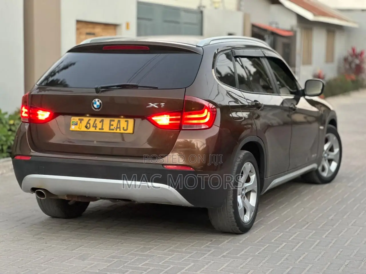 BMW X1 2010 Brown