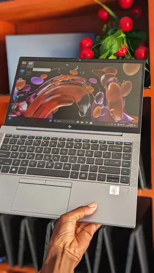 Laptop HP Zbook Studio G7 16GB Intel Core I7 SSD 512GB
