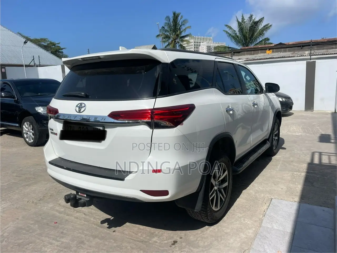 Toyota Fortuner 2.8 D RWD 2017 White
