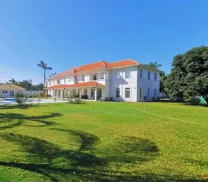 8bdrm House in Oyster Bay for sale