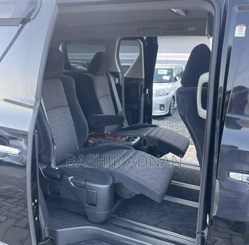 Toyota Alphard 2.4 Petrol FWD 2009 Matt Black