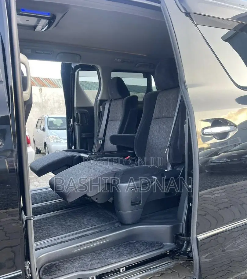 Toyota Alphard 2.4 Petrol FWD 2009 Matt Black