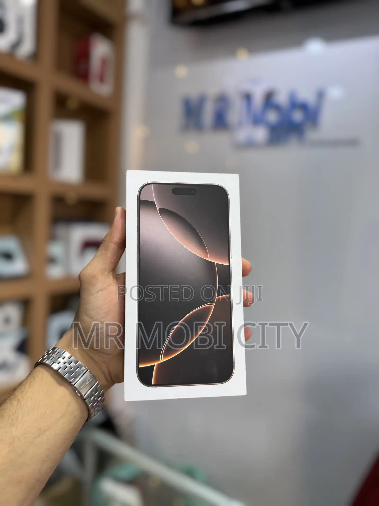 New Apple iPhone 16 Pro Max 256 GB White