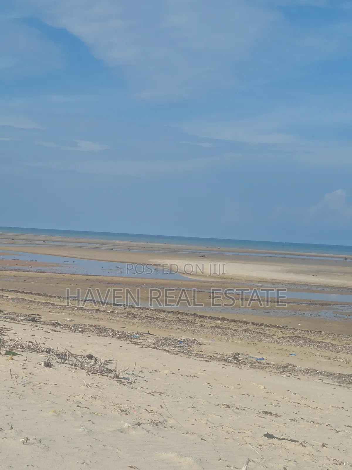 27 Acres Beach Front for Sale at Ununio