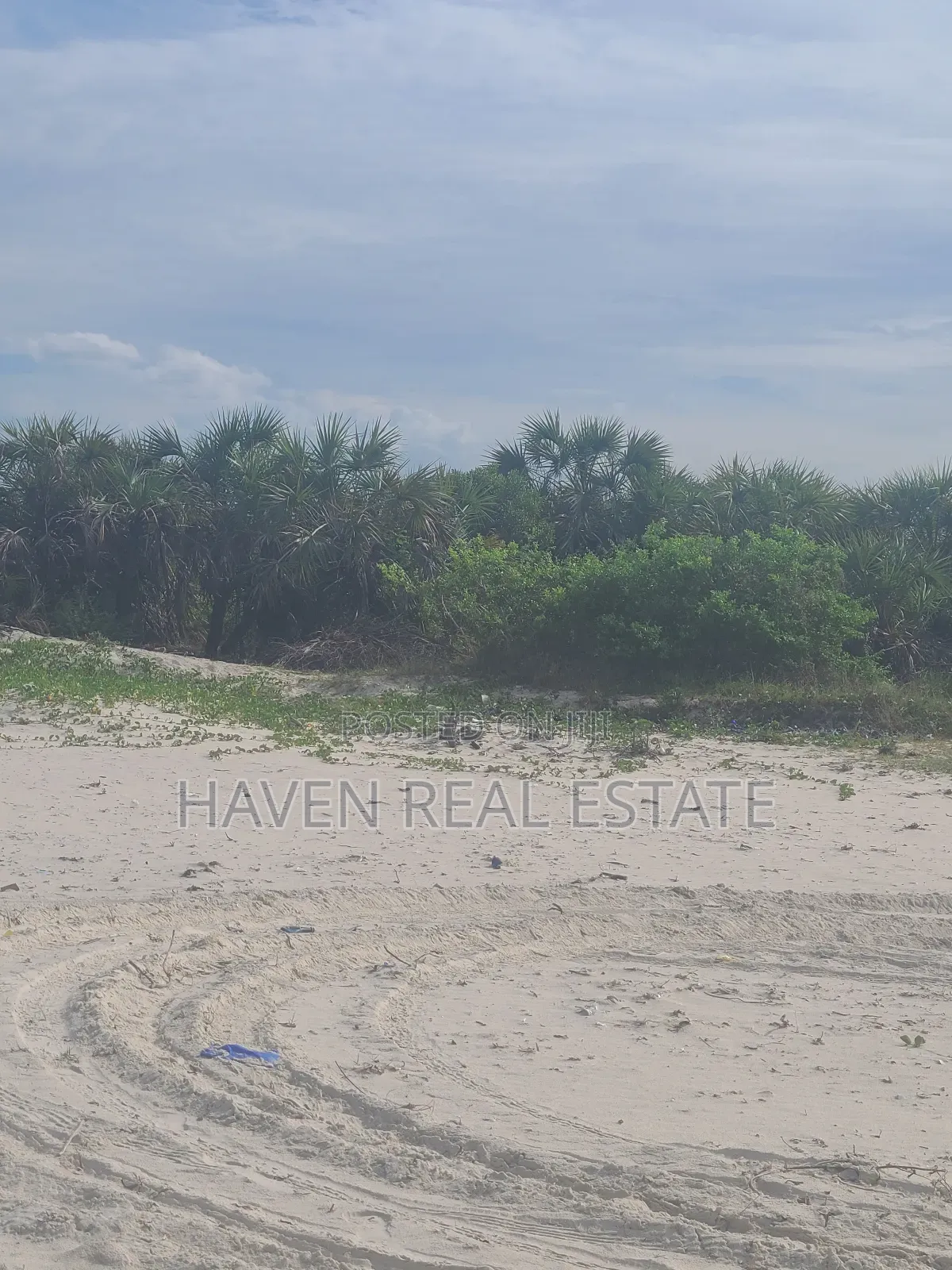 27 Acres Beach Front for Sale at Ununio