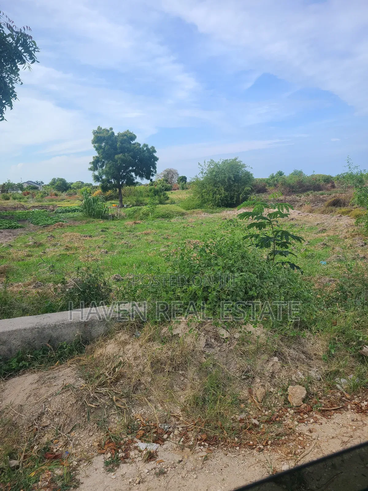 27 Acres Beach Front for Sale at Ununio
