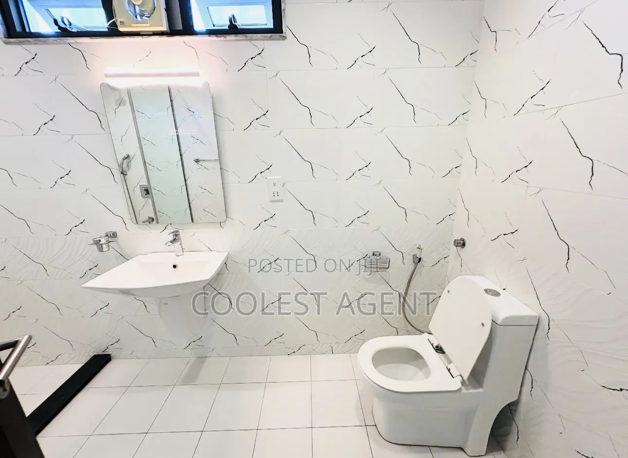Furnished 2bdrm Apartment in Msasani, Kinondoni for rent