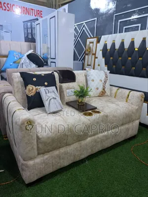 Sofa Classic Sana Mpya