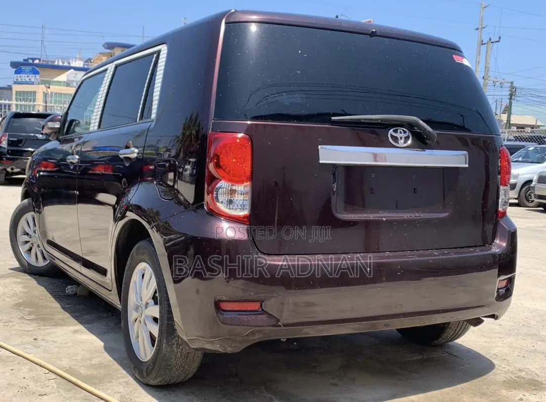 Toyota Corolla Rumion Hatchback 1.5 FWD 2008 Burgundy