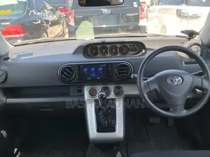 Toyota Corolla Rumion Hatchback 1.5 FWD 2008 Burgundy