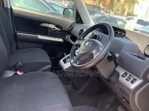 Toyota Corolla Rumion Hatchback 1.5 FWD 2008 Burgundy