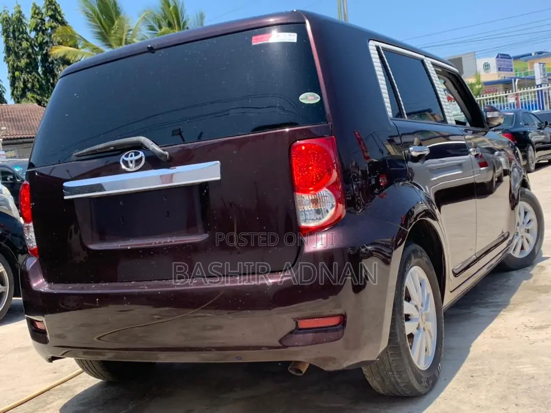 Toyota Corolla Rumion Hatchback 1.5 FWD 2008 Burgundy