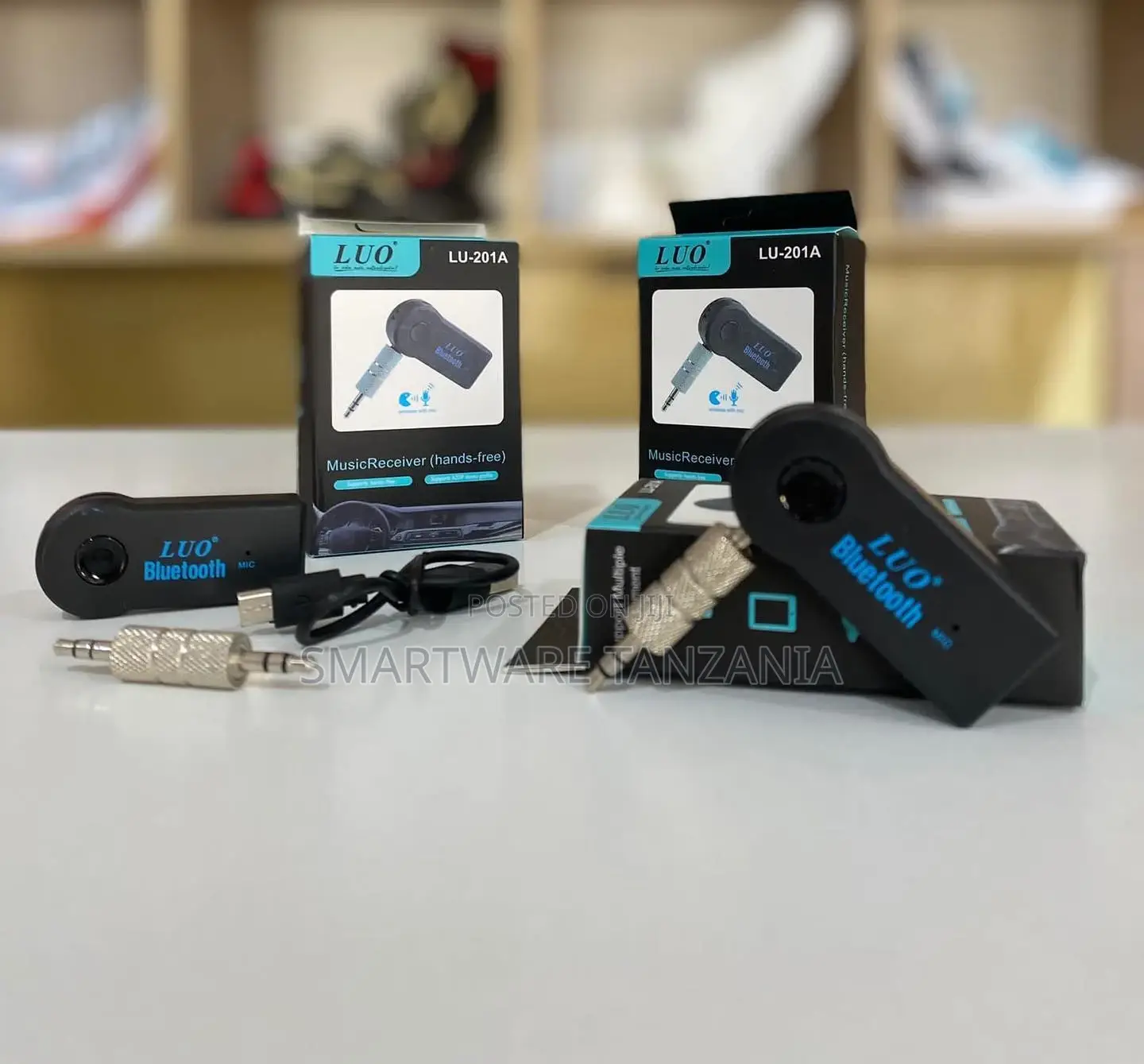 Wireless USB Mini Bluetooth Audio Music Car Adapter Receiver
