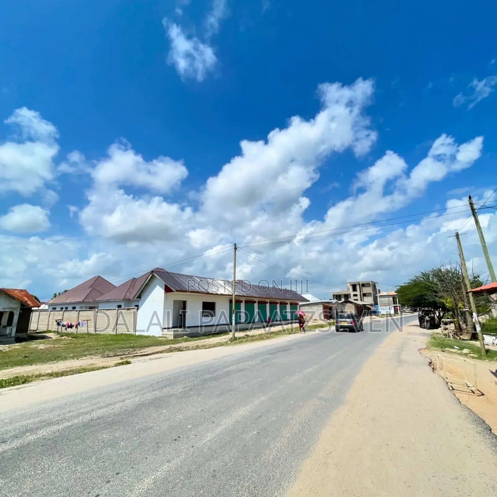 Eneo Lenye Ukubwa Wa SQMT 980 Linauzwa Lipo Mbweni Malindi