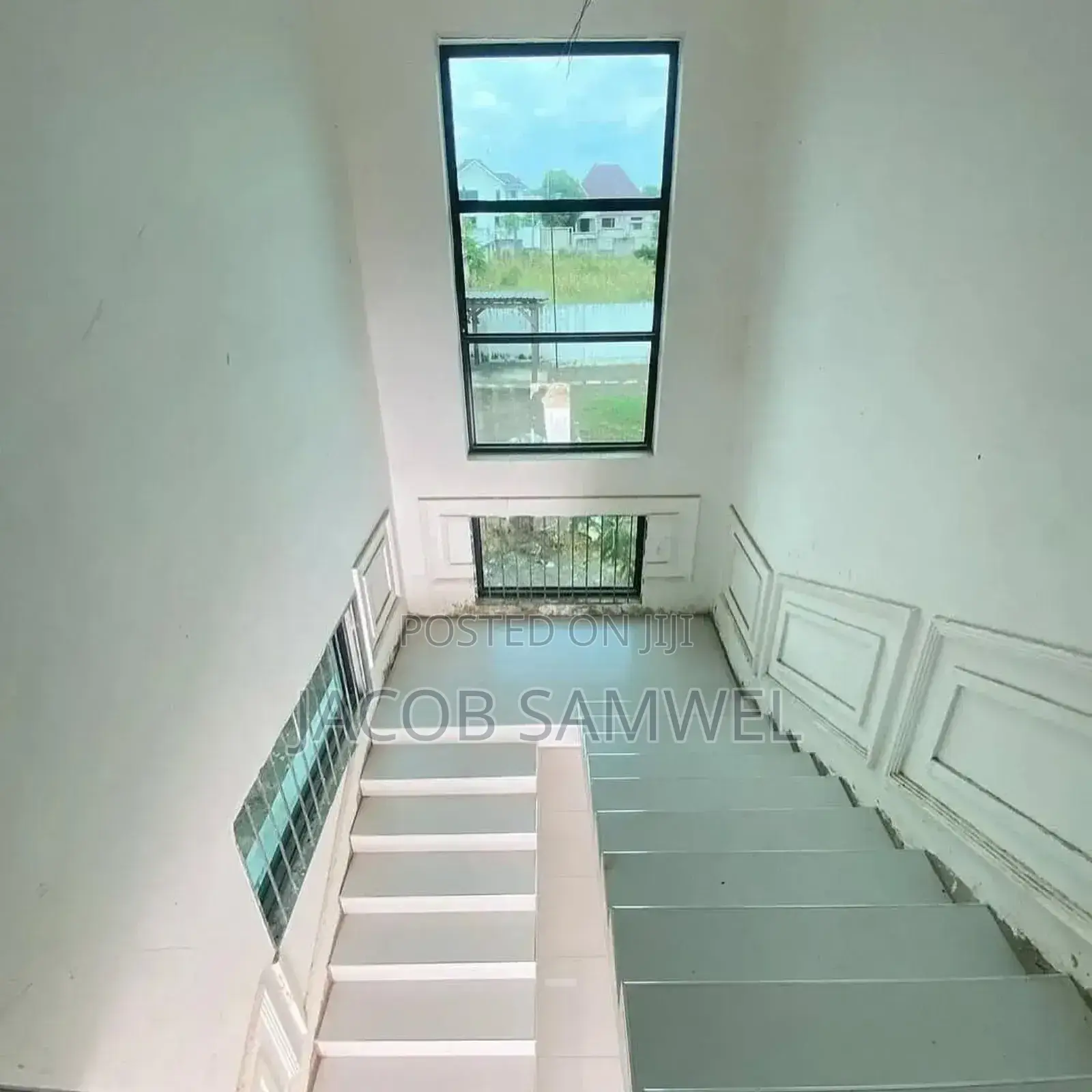 4bdrm Apartment in Mbweni Mpiji, Kinondoni for sale