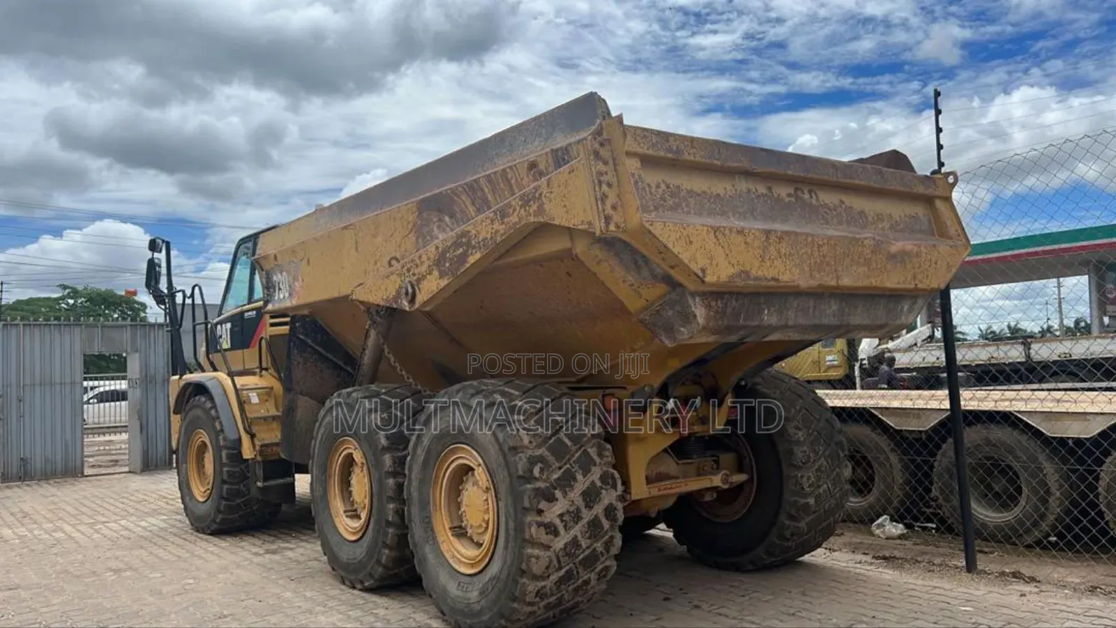 Articulated Caterpillar Truck 730 Available for Sale