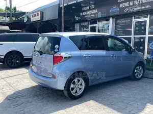Toyota Ractis 1.5 AWD 2012 Blue