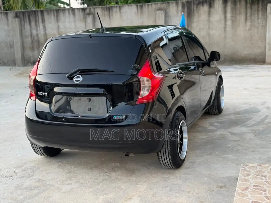 Nissan Note 1.2 Petrol 2012 Black