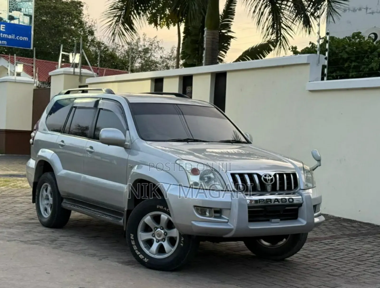 Toyota Land Cruiser Prado 2005 Silver