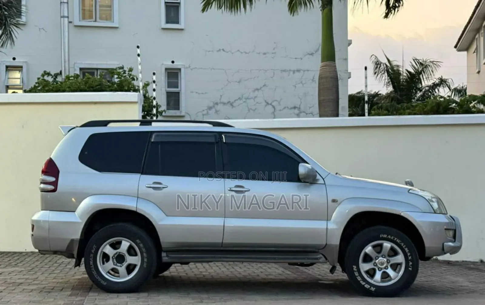Toyota Land Cruiser Prado 2005 Silver
