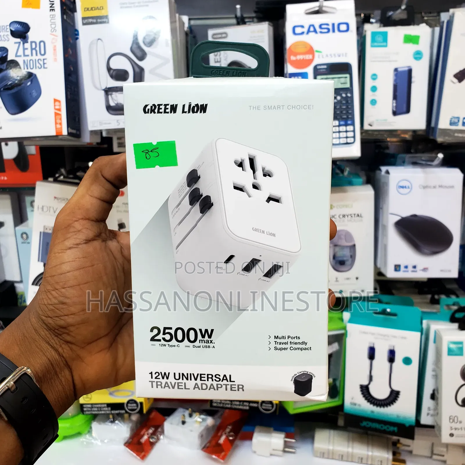 Green Lion 20W Universal Travel Adapter - White