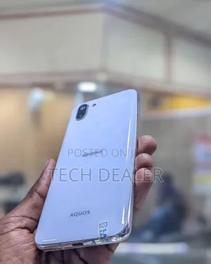 Sharp Aquos R3 128 GB